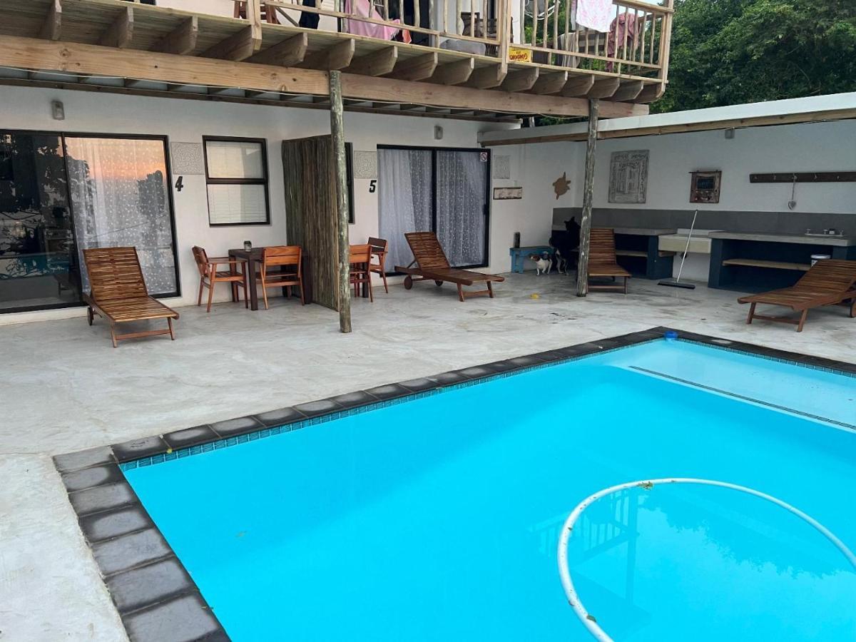 Linga Futhi Beach Cottages Port Saint John's Exterior photo
