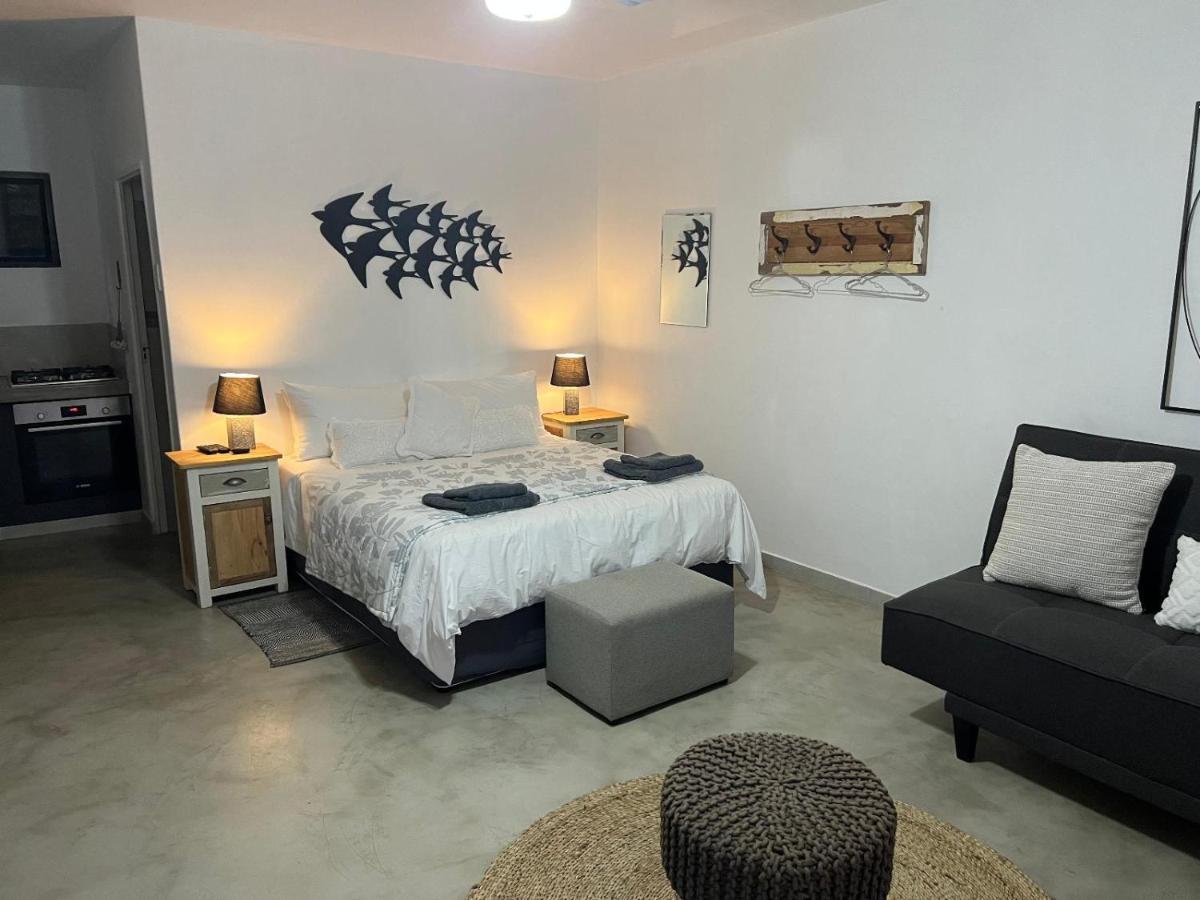 Linga Futhi Beach Cottages Port Saint John's Room photo