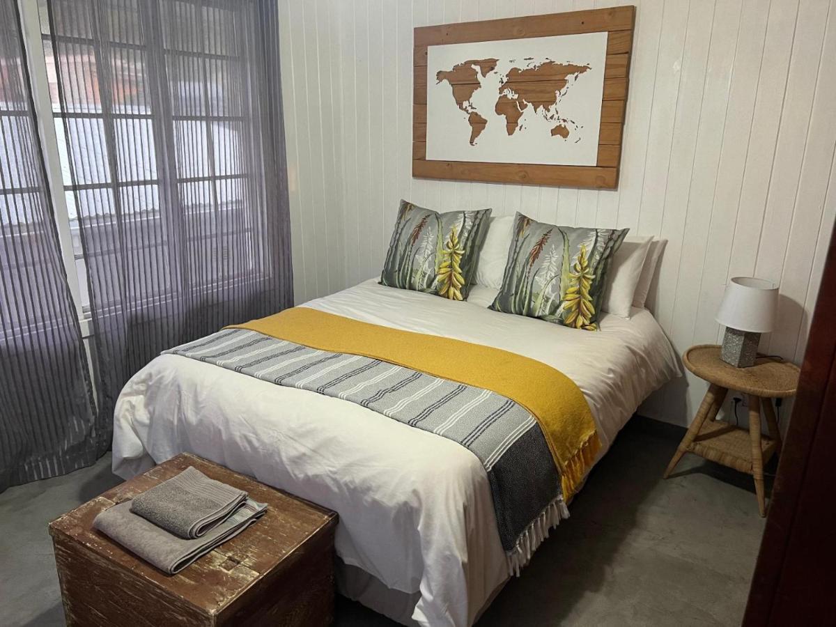 Linga Futhi Beach Cottages Port Saint John's Room photo